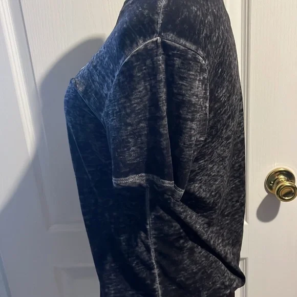 Grey Rock and Roll Skeleton Hand shirt - Picture 3 of 4